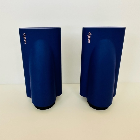 Dyson airwrap firm and and soft smoothing brushes - Picture 2 of 2